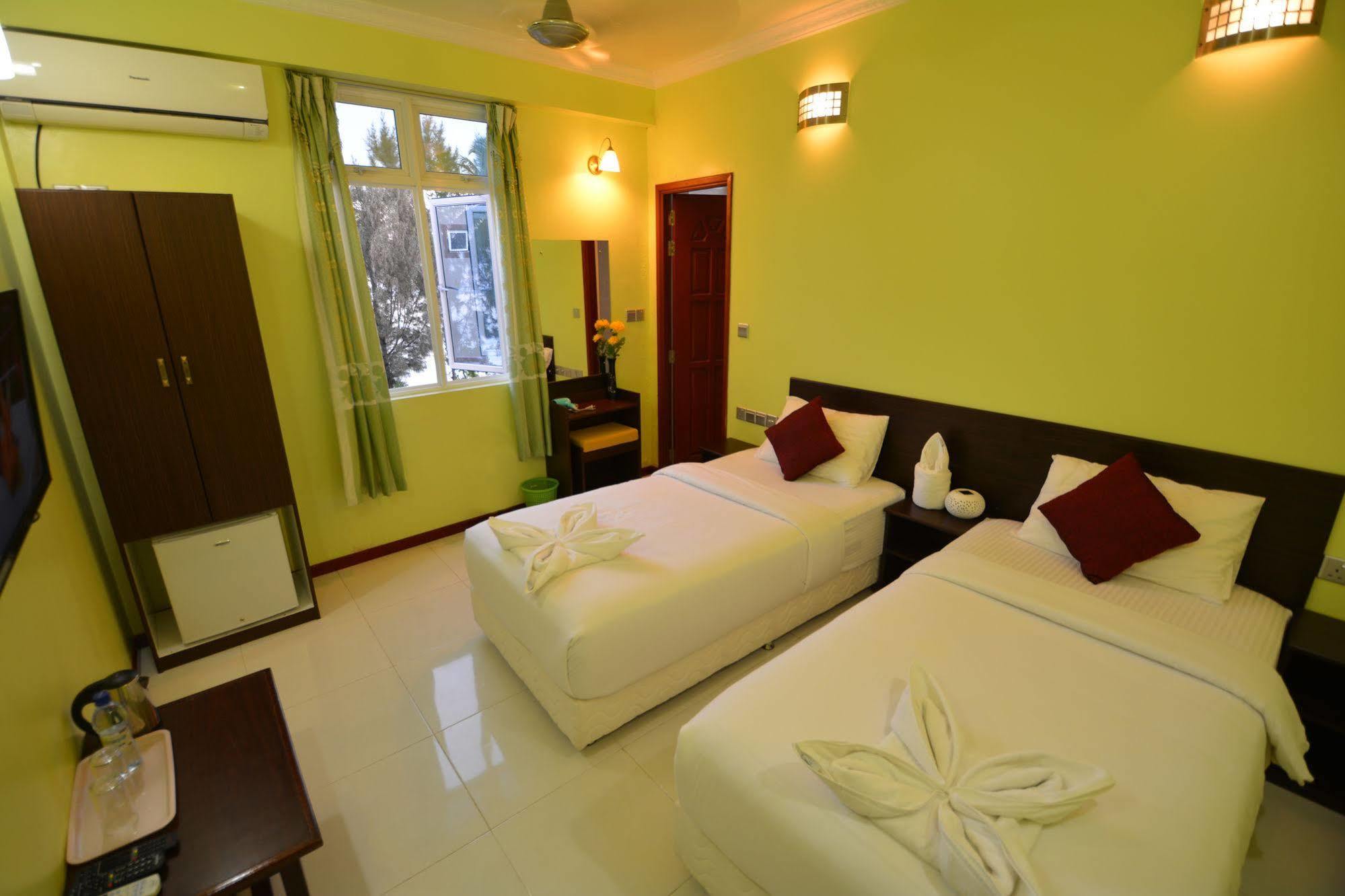 Coral Queen Inn Hulhumalé Eksteriør billede