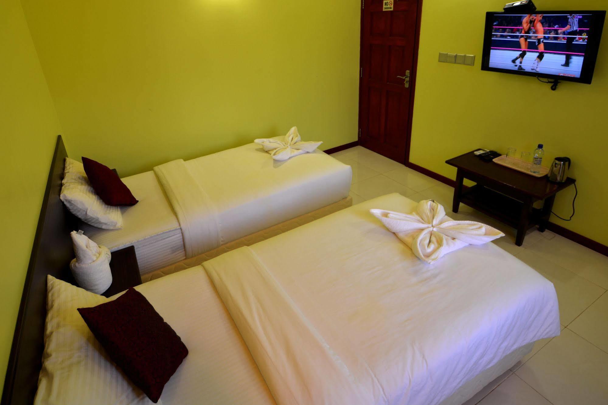 Coral Queen Inn Hulhumalé Eksteriør billede